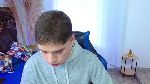 Snapshot of matiii18 chatting on 2, 12, 2025 Mati online show from 2, 12, 2025