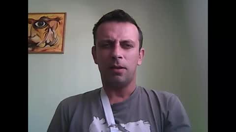 Snapshot of matoterzic48 chatting on 20, 10, 2025 toma online show from 20, 10, 2025