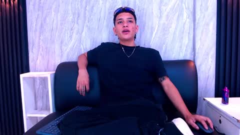 Matt Ruso online show from 23, 9, 2025