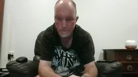 Snapshot of mattbad1975 chatting on 3, 12, 2025 mattbad1975 online show from 3, 12, 2025