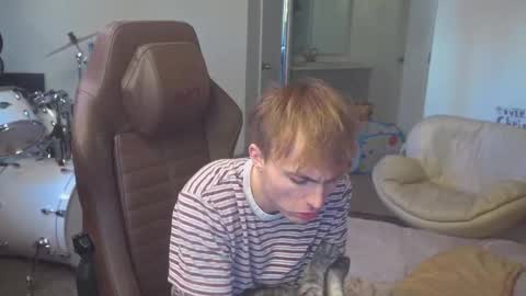 Matt Cash online show from 5, 10, 2025