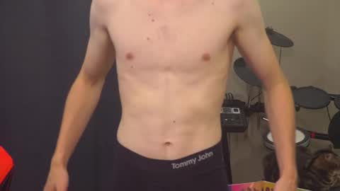 Snapshot of mattcashxxx chatting on 26, 5, 2026 Matt Cash online show from 26, 5, 2026