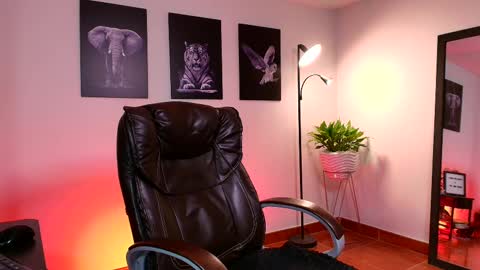 Matteo simpson online show from 27, 2, 2025