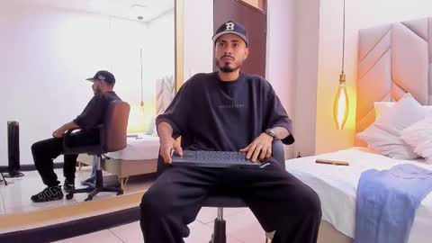 Matthew online show from 25, 2, 2026