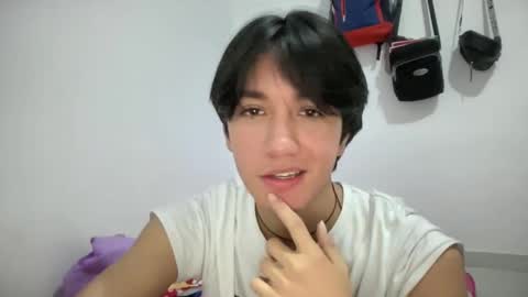 Snapshot of matti_mendez_ chatting on 29, 9, 2025 Matti Mendez online show from 29, 9, 2025