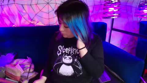 TATIANA  AND ROUS online show from 15, 12, 2025