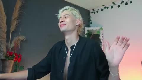 mattias     online show from 19, 10, 2025