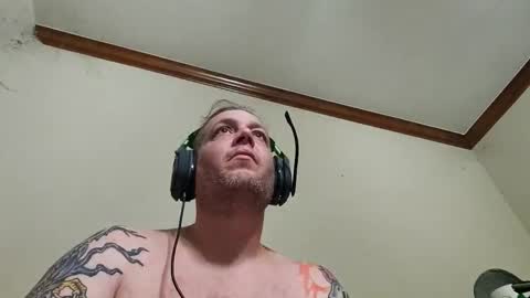 Snapshot of mattmatt4401 chatting on 1, 4, 2026 Mattmatt4401 online show from 1, 4, 2026