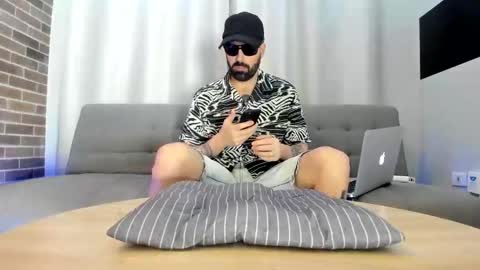 Snapshot of mattxfeet chatting on 13, 12, 2024 Matt online show from 13, 12, 2024