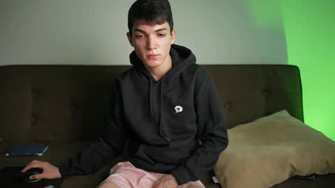 Snapshot of mattyaiden chatting on 18, 2, 2026 Matty Aiden online show from 18, 2, 2026