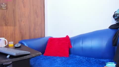 Snapshot of mature_beautiful chatting on 27, 5, 2026 Lucy online show from 27, 5, 2026