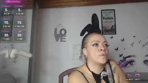 Mature liaa online show from 21, 2, 2025