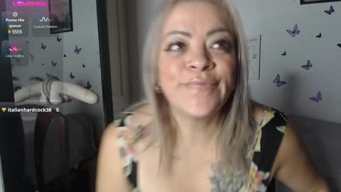 Mature liaa online show from 24, 2, 2025