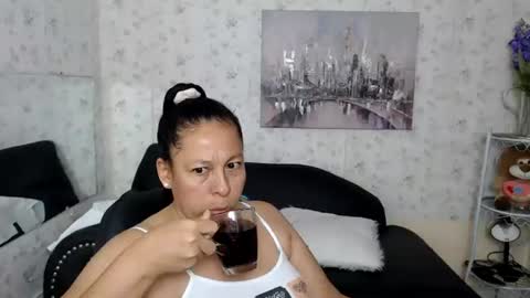 Snapshot of mature_martina_ chatting on 14, 7, 2026 Martina online show from 14, 7, 2026
