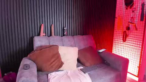 Snapshot of mature_naughty_x chatting on 19, 6, 2026 DEBORA online show from 19, 6, 2026