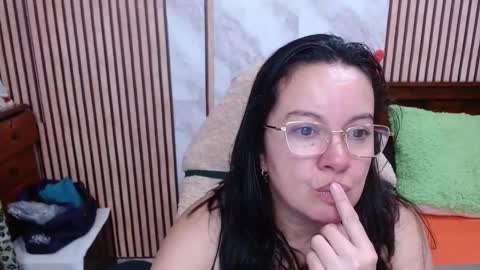 Snapshot of mature_wolf chatting on 15, 10, 2025 Sonia online show from 15, 10, 2025