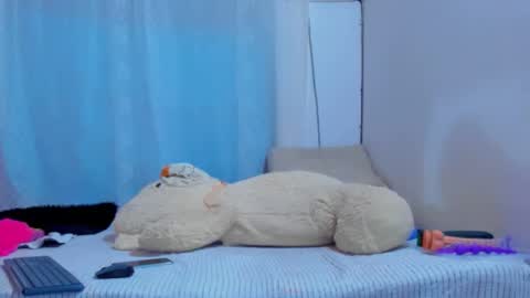 Snapshot of maturealicia chatting on 23, 10, 2025 Alicia STREAMING SCHEDULE 1400 - 2130 GMT-5 online show from 23, 10, 2025