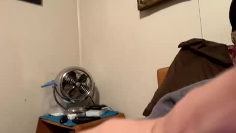 Snapshot of maturejerky chatting on 15, 12, 2025 maturejerky online show from 15, 12, 2025