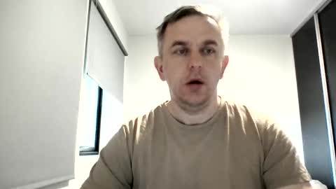 matureontheedge online show from 10, 5, 2026