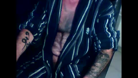 Snapshot of mauni1964 chatting on 20, 11, 2025 mauni1964 online show from 20, 11, 2025