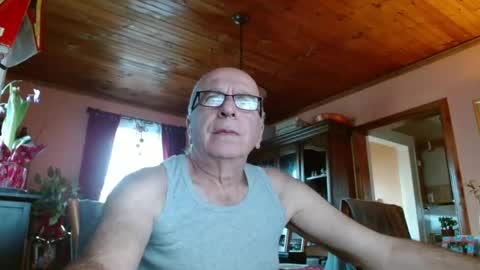 Maurice online show from 23, 12, 2024