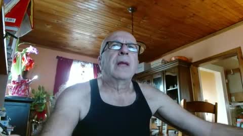 Maurice online show from 1, 1, 2025