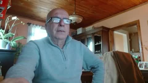 Maurice online show from 17, 12, 2025