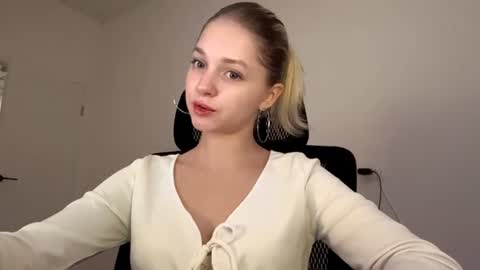 Eva  1st day online show from 29, 7, 2026