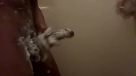 Big gunshots hopefully online show from 5, 12, 2025