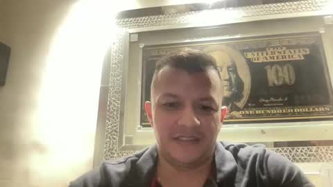 Snapshot of maurodcali chatting on 16, 2, 2025 maurodcali online show from 16, 2, 2025