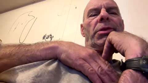 Snapshot of maverick7000 chatting on 14, 2, 2025 maverick7000 online show from 14, 2, 2025