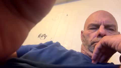 Snapshot of maverick7000 chatting on 15, 12, 2025 maverick7000 online show from 15, 12, 2025