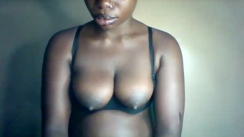 Maverlous pussy online show from 16, 4, 2026