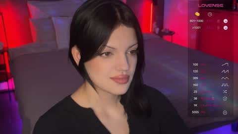 Snapshot of mavis_crystal chatting on 14, 12, 2025 Mavis online show from 14, 12, 2025