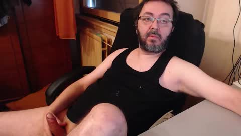 Max online show from 5, 10, 2025