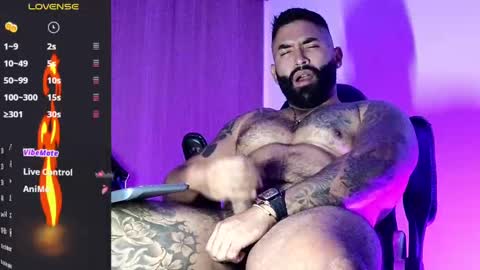 Snapshot of max__prada chatting on 17, 9, 2025 max__prada online show from 17, 9, 2025