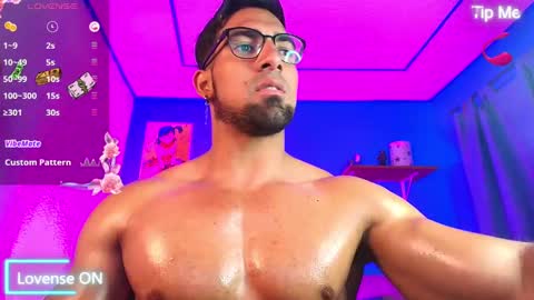 Snapshot of max_brown21 chatting on 12, 2, 2025 max_brown21 online show from 12, 2, 2025