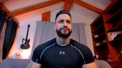 Snapshot of max_dic1 chatting on 1, 2, 2025 max D. online show from 1, 2, 2025