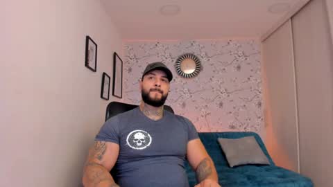 Snapshot of max_dic1 chatting on 19, 7, 2026 max D. online show from 19, 7, 2026