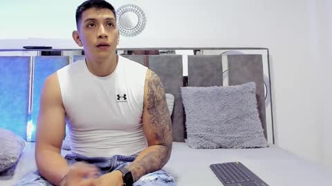 Snapshot of max_evanss_ chatting on 30, 10, 2025 Max online show from 30, 10, 2025