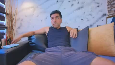 Max Hornye online show from 1, 4, 2026