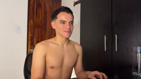 Max Lancaster online show from 27, 12, 2024