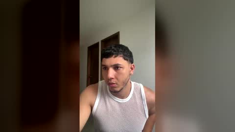 Snapshot of max_valiant1 chatting on 4, 5, 2026 max_valiant1 online show from 4, 5, 2026