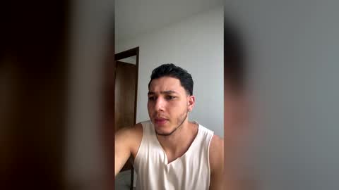 Snapshot of max_valiant1 chatting on 5, 5, 2026 max_valiant1 online show from 5, 5, 2026