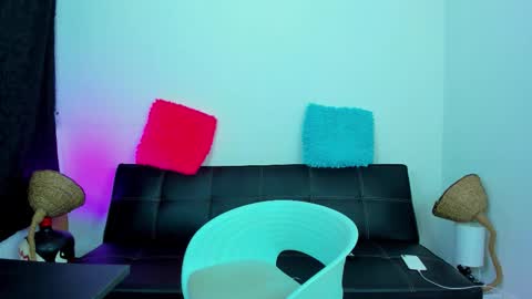 MAX     online show from 14, 9, 2025