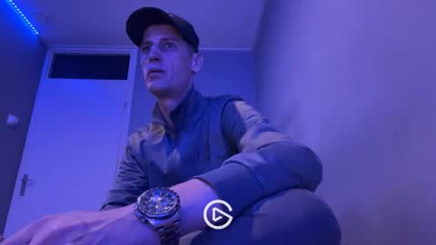 Snapshot of maxbose666 chatting on 17, 2, 2025 Max online show from 17, 2, 2025