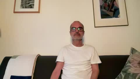 Max Mikado online show from 1, 5, 2026