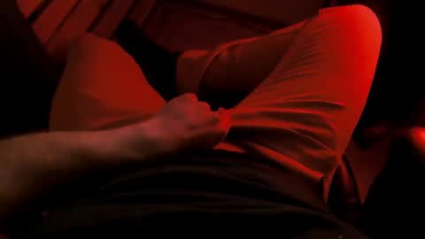 Snapshot of maxcamlove chatting on 24, 2, 2025 maxcamlove online show from 24, 2, 2025