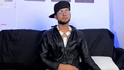 Snapshot of maxconor1 chatting on 9, 3, 2026 Max Conor online show from 9, 3, 2026