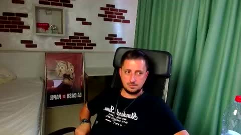 Snapshot of maxenbrand chatting on 20, 6, 2026 MaxenBrand online show from 20, 6, 2026